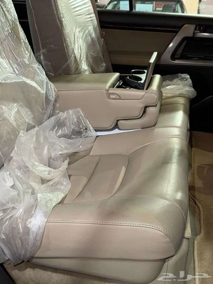 للبيع جيب VXR 2010 سعودي عداد قليل ( مخززنه ) 76