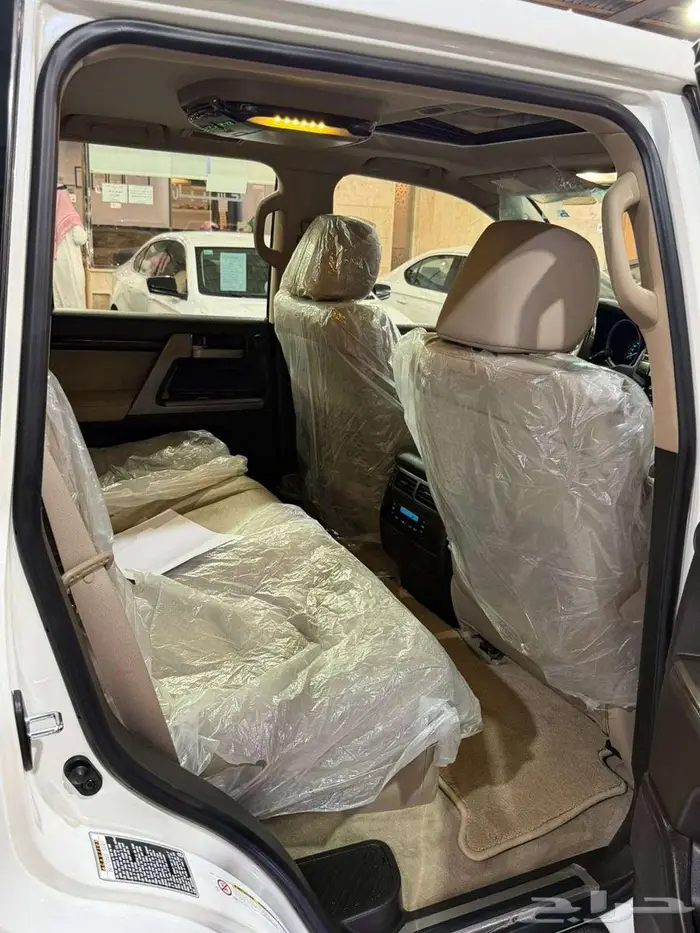 للبيع جيب VXR 2010 سعودي عداد قليل ( مخززنه ) 71