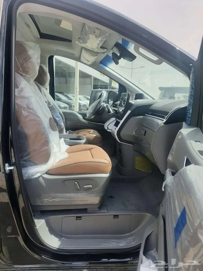 هونداي ستاريا لاكجري 7راكب موديل 2025 5