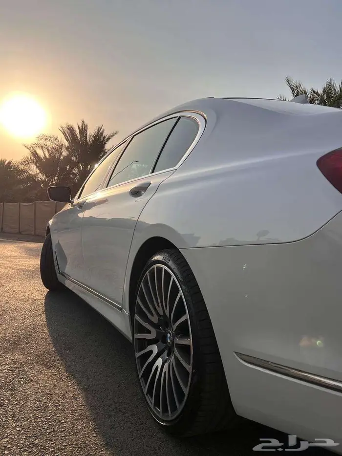 بي ام دبليو 740 LI موديل 2019 0