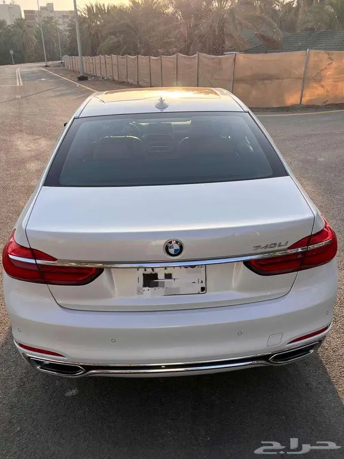بي ام دبليو 740 LI موديل 2019 8
