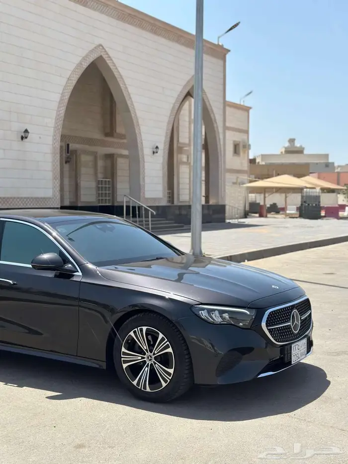 مرسيدس E200 6