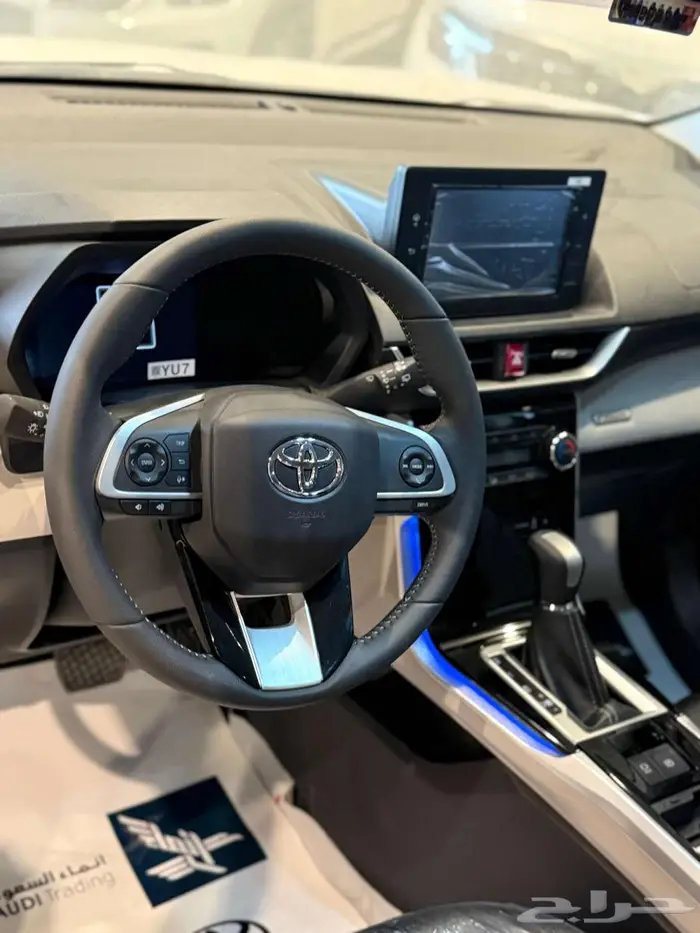 تويوتا فيلوز GLX 2025 6