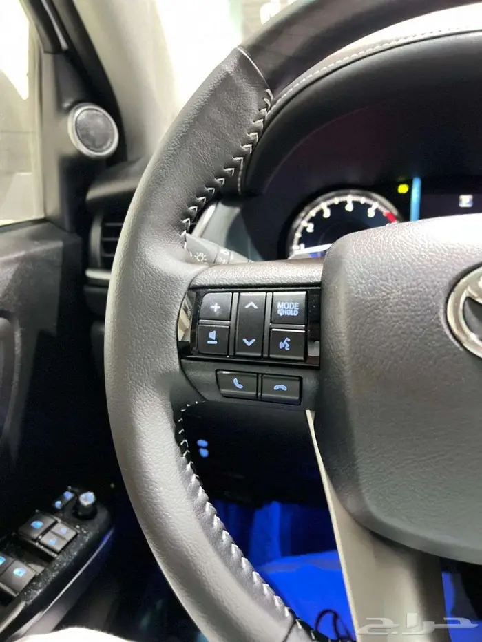 فورشنر بنزين 6سرندل VX1 2025 ويتوفر VX3 . 22