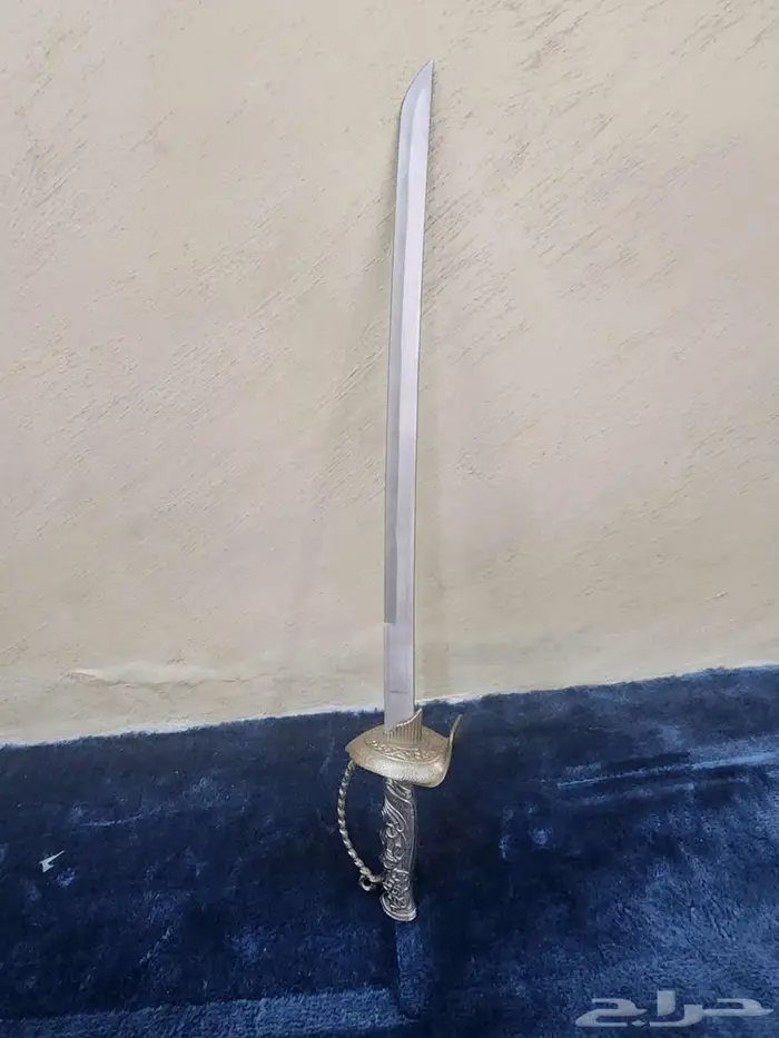 سيف اثري وتاريخي نادر للبيع 1