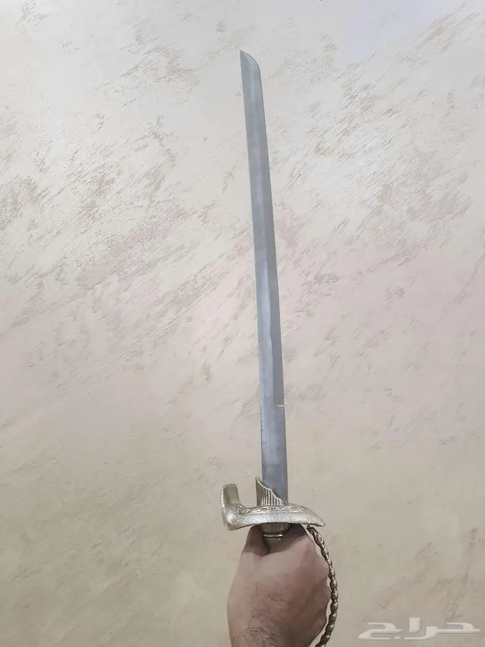 سيف اثري وتاريخي نادر للبيع 3