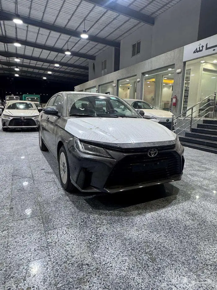 تويوتا يارس YX فل كامل 1500 cc رصاصى موديل 2026 0