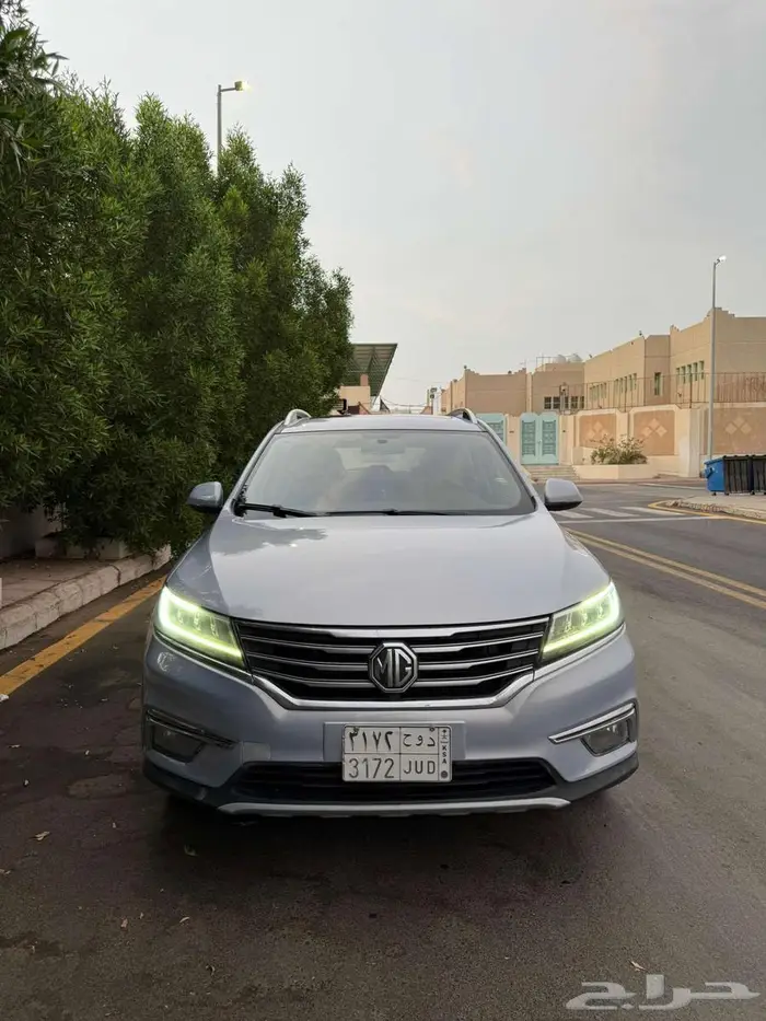 MG RX5 ممشى قليل ام جي 2021 8