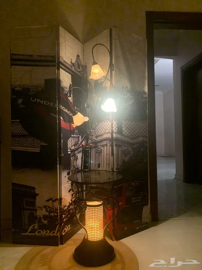 للبيع إضاءة ستاند بتصميم مودرن 1