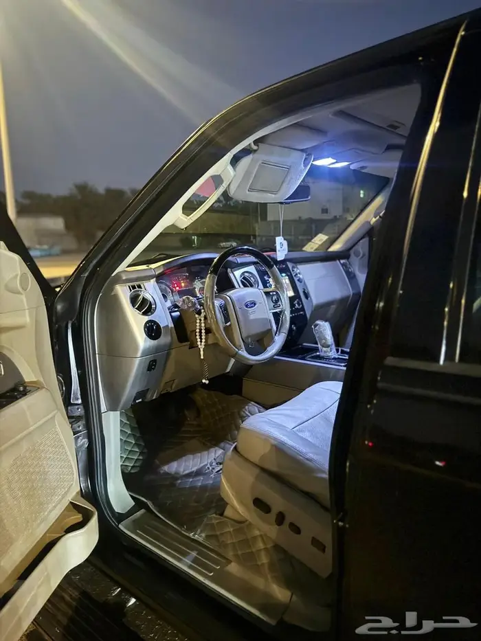 فورد اكسبديشن 2014 ليمتد 10