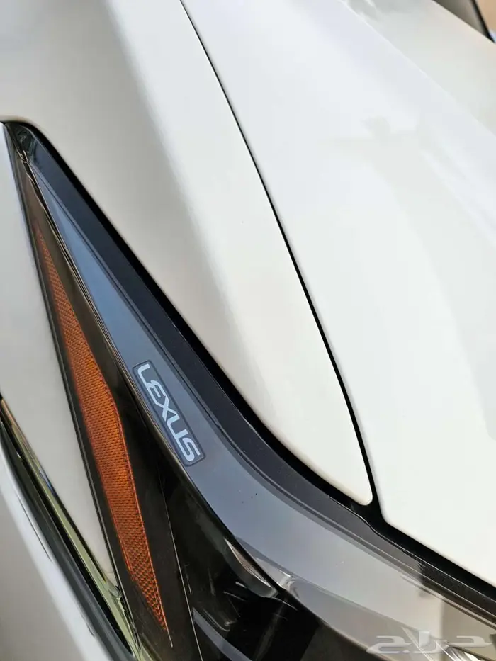 لكزس ES 350 اف سبورت 2023 وكالة 5