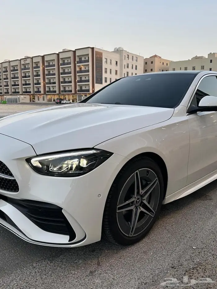 مرسيدس C200 2025 أصفار 7