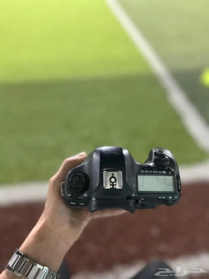 كاميرا كانون Eos 50 مارك mark 1vsith مع عدسة 124-105 mm 5
