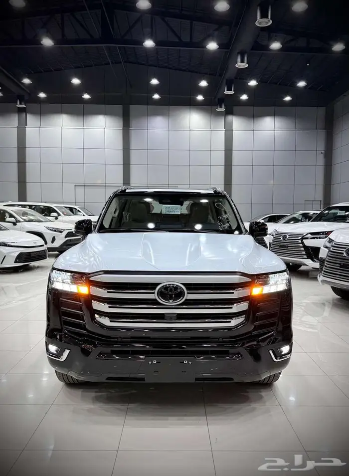 تويوتا لاندكروزر ( GXR 4 ) صادرة عليها لوحات 2025 سعر خاص 0