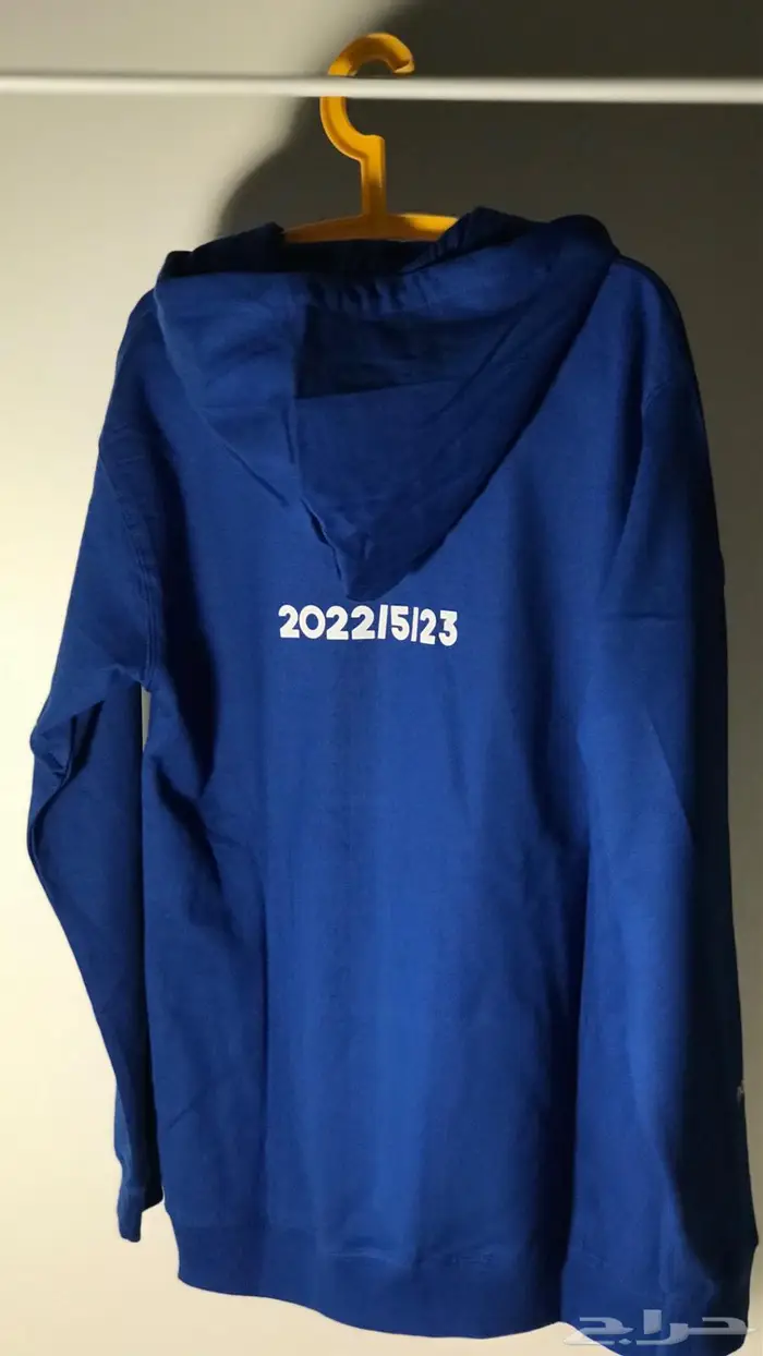 بلوفرات تيشرتات طباعه حسب الطلب 23