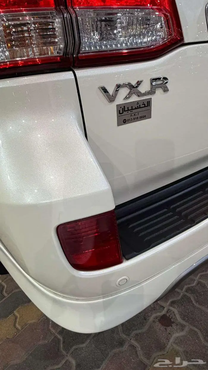 للبيع جيب VXR 2010 سعودي عداد قليل ( مخززنه ) 31