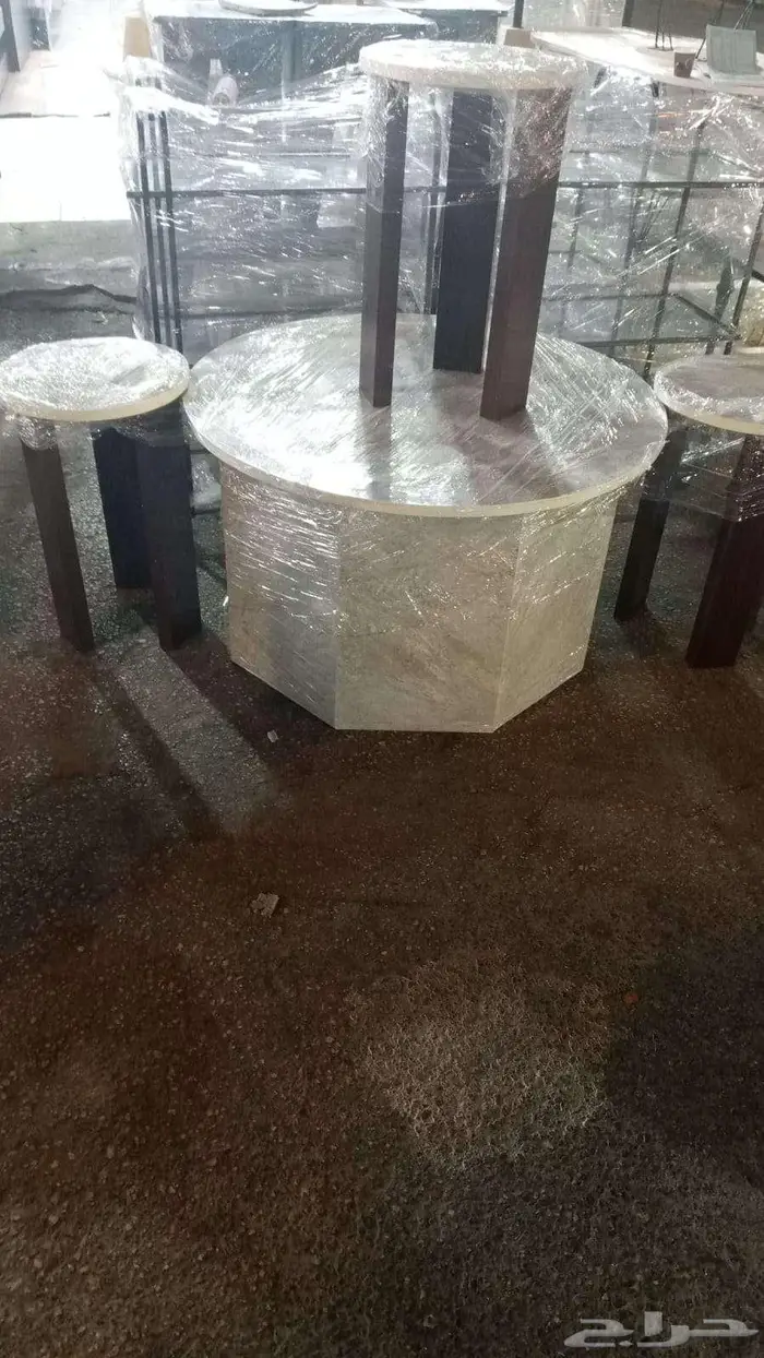 تفصيل طاولات حسب الطلب 1