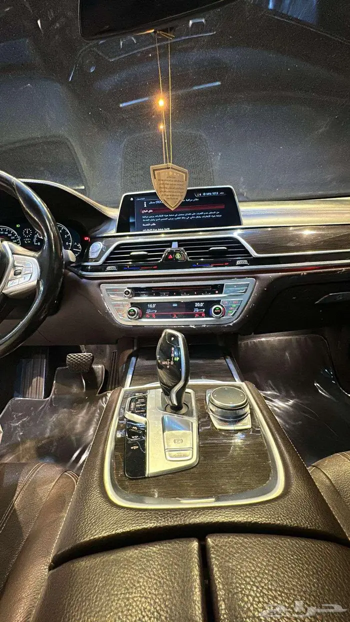 بى ام دبليو 2018 LI730 11