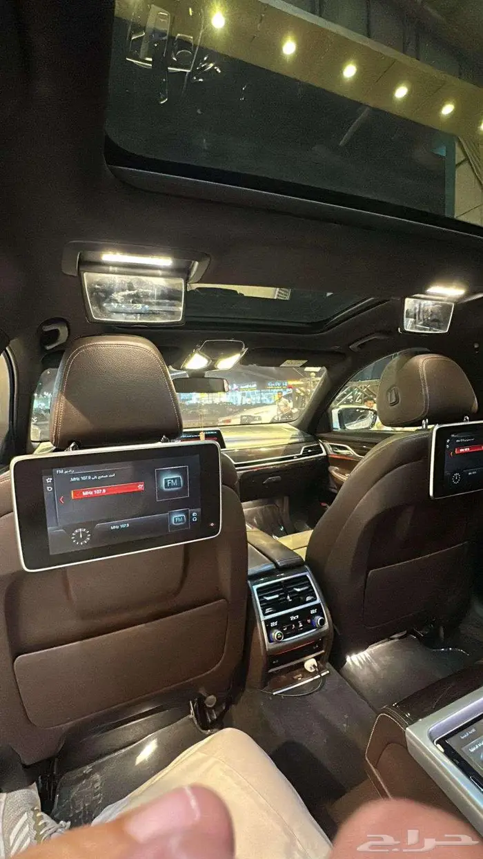 بى ام دبليو 2018 LI730 16
