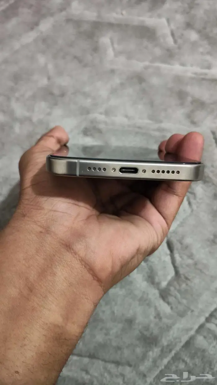 Sell iPhone 15 pro max full fresh 7