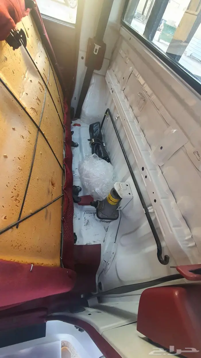 تويوتا هايلكس مخزن 3