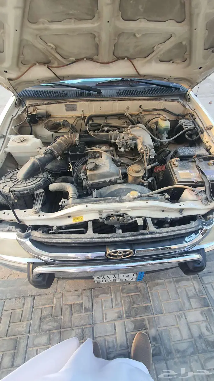 تويوتا هايلكس مخزن 18