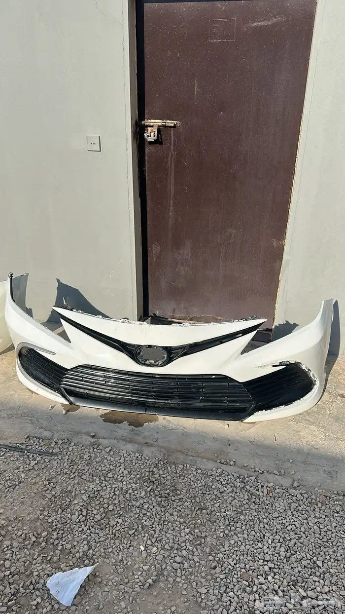 صدام امامي كامري مع اكسوراته 2021-2024 0