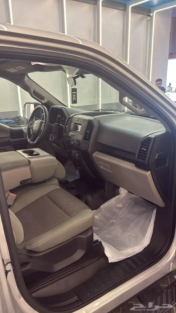 فورد F150 ( سته سلندر ) بدون دبل شبة وكالة ممشى قليل 11