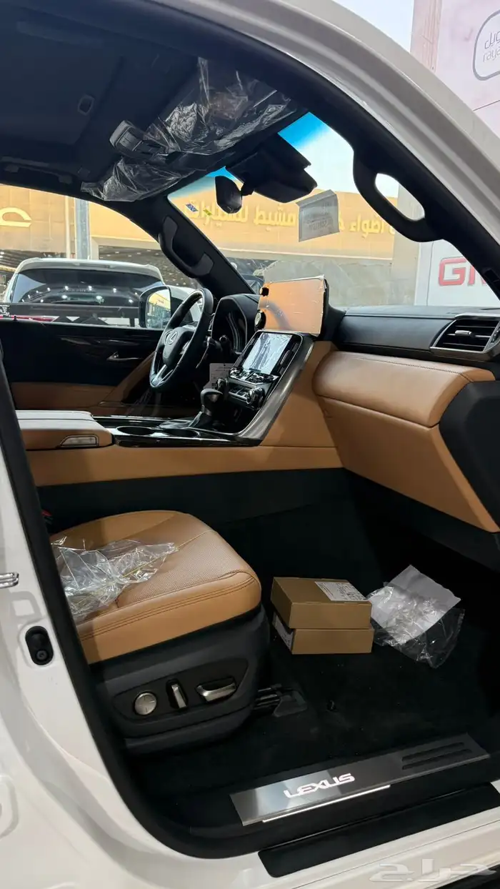 لكزس 600XLBB-2025عبدالطيف جميل 8