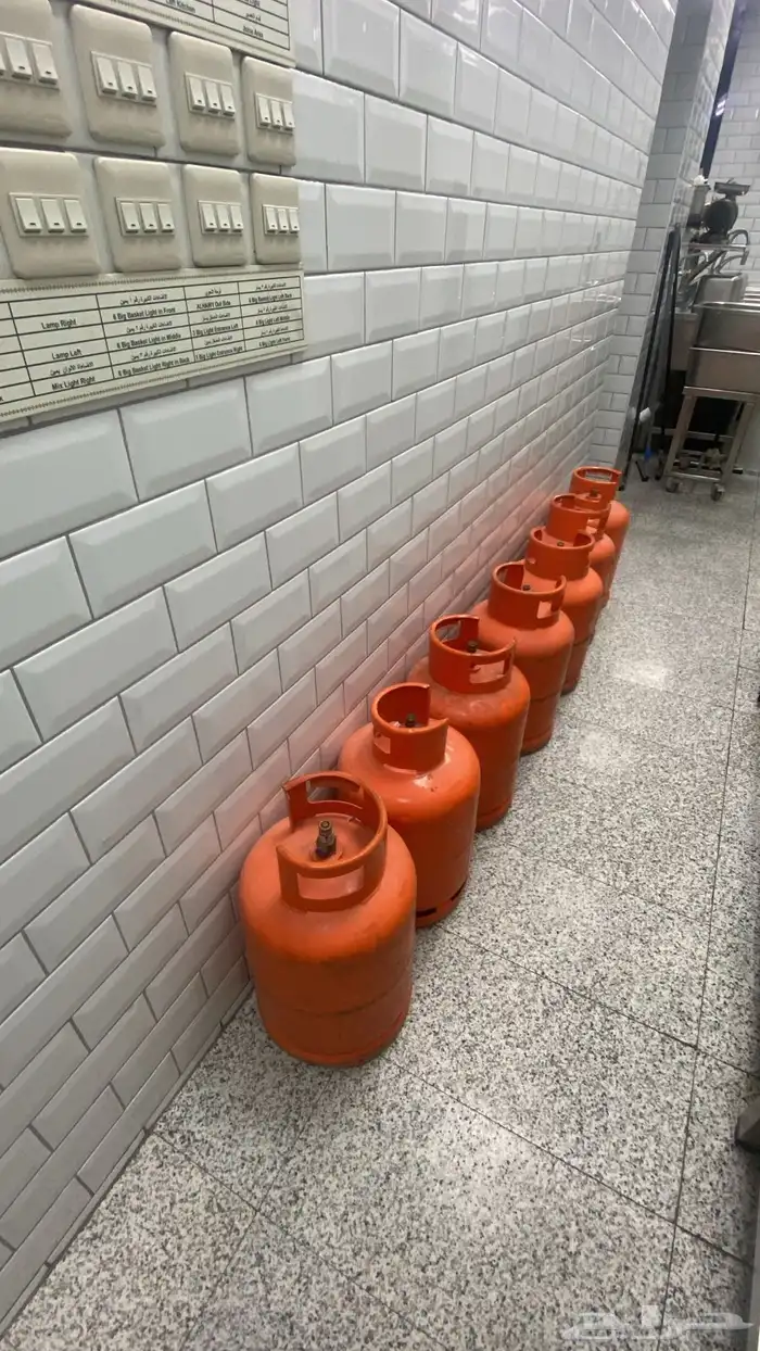 للبيع 12 أسطوانة غاز بالاحساء 0