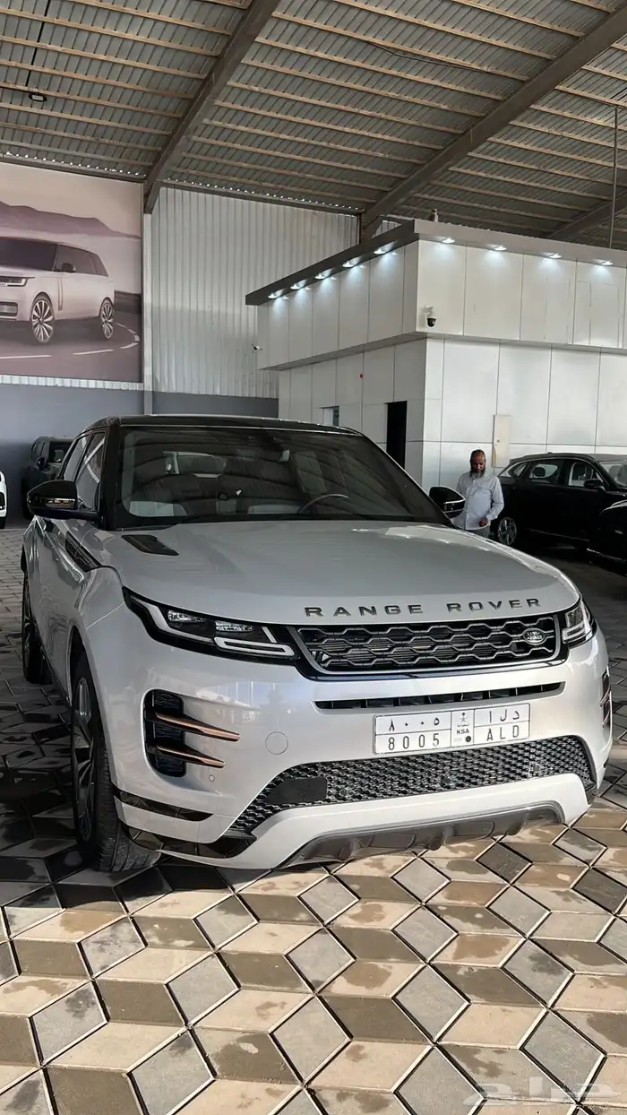 رنج روفر أيفوك 2020 ناغي صيانة كاملة بالوكاله بدون حوادث 1