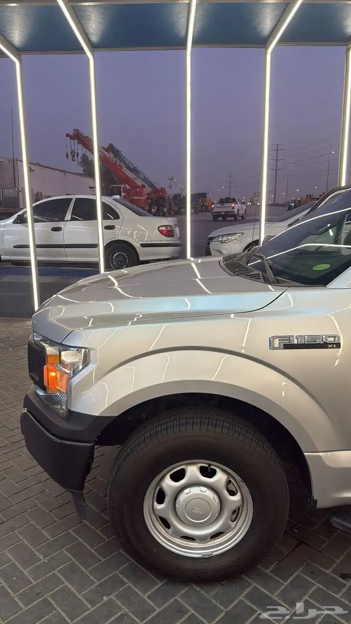 فورد F150 ( سته سلندر ) بدون دبل شبة وكالة ممشى قليل 5