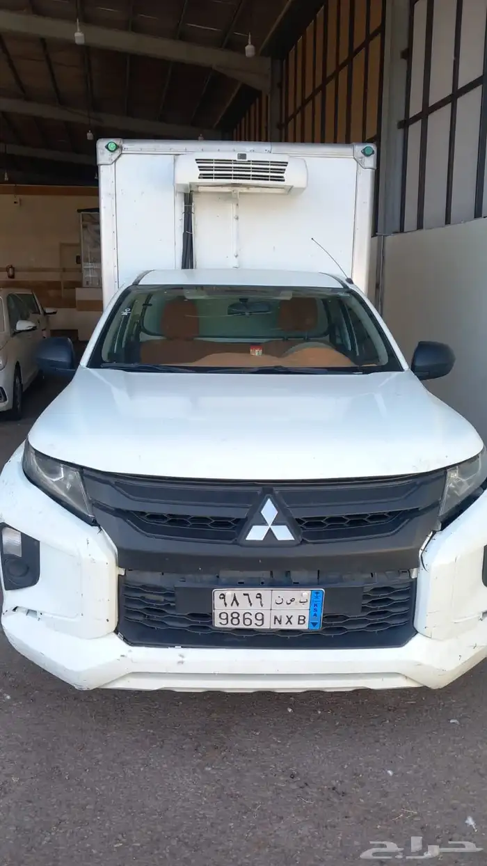 ميتسوبيشي بيكب 2023 0