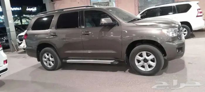 تويوتا سيكويا 2011 1