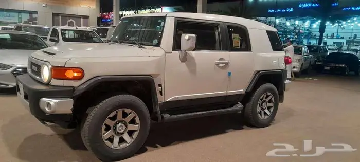تويوتا اف جي 2013 2