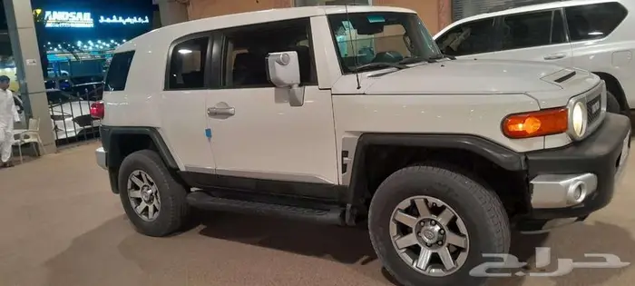 تويوتا اف جي 2013 1
