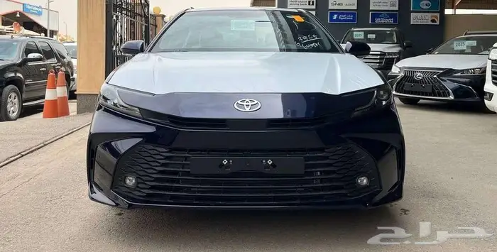 تويوتا كامري نص فل بنزين 2025 أقساط 1
