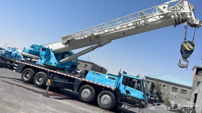 تاجير معدات ثقيلة heavy equipment rental 0