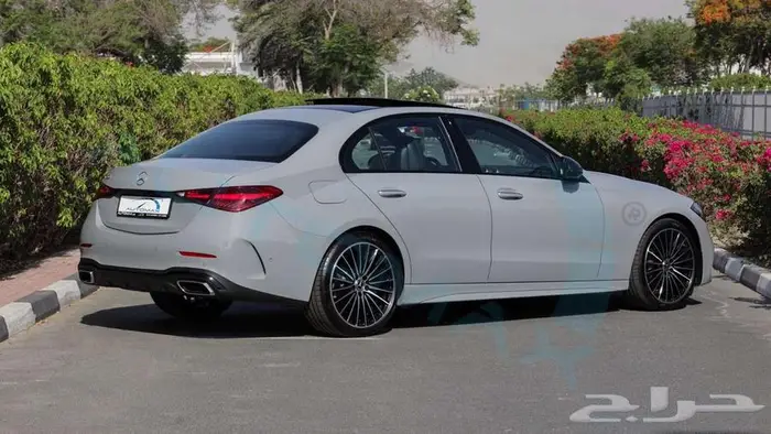 مرسيدس C200 بريميوم بلس 2025 خليجي اصفار مع ضمان الوكيل 7