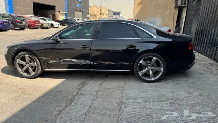اودي A8L 1