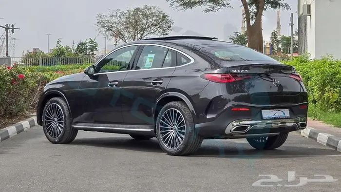 2025 Mercedes-Benz GLC200 COUPE 4MATIC GCC 5