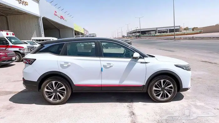 دونج فينج AX7 2023 2
