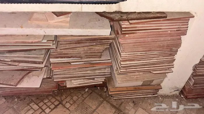 بلاط اكثر من شكل للبيع ينبع 1
