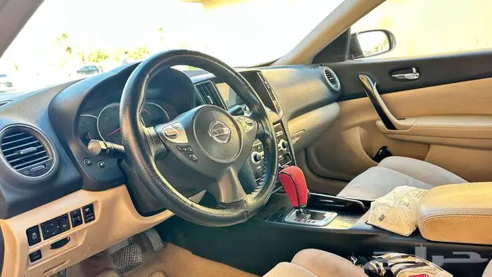 Nissan Maxima 3.5L V6 3