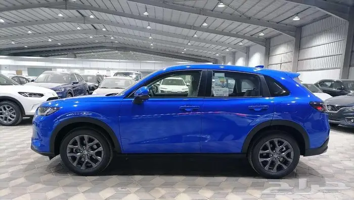 هوندا ZRV LX موديل 2023 ( عرض اليوم الوطني ) 3
