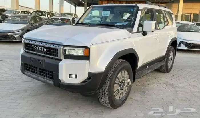 تويوتا برادو TXL3 بنزين 2025 1