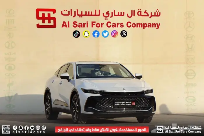 تويوتا كراون بريميوم 2025 16