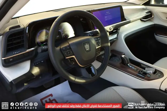 تويوتا كراون بريميوم 2025 25