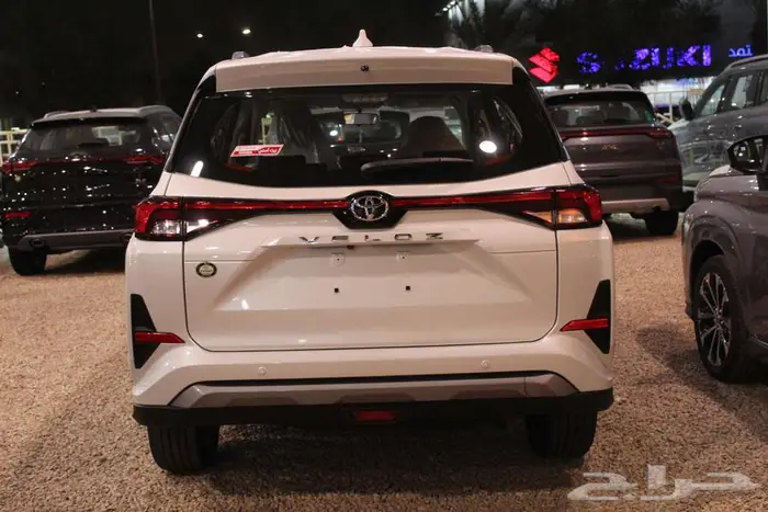 تويوتا فيلوز 1.5 GLX بنزين 2025 3