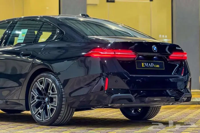 BMW 520 M KIT 2025 اسود خليجي زيرو 4